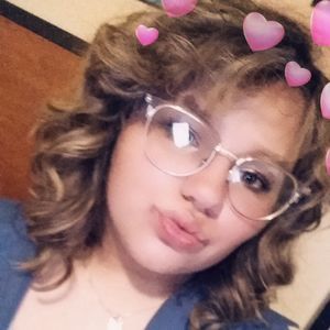 Meet your Posher, Sam amber